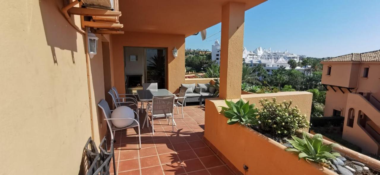 Vista Azul Apartment Estepona Exterior photo