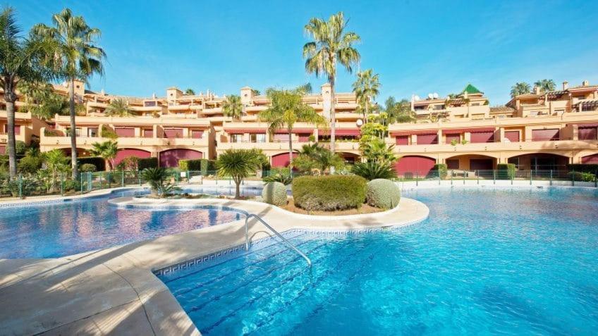 Vista Azul Apartment Estepona Exterior photo